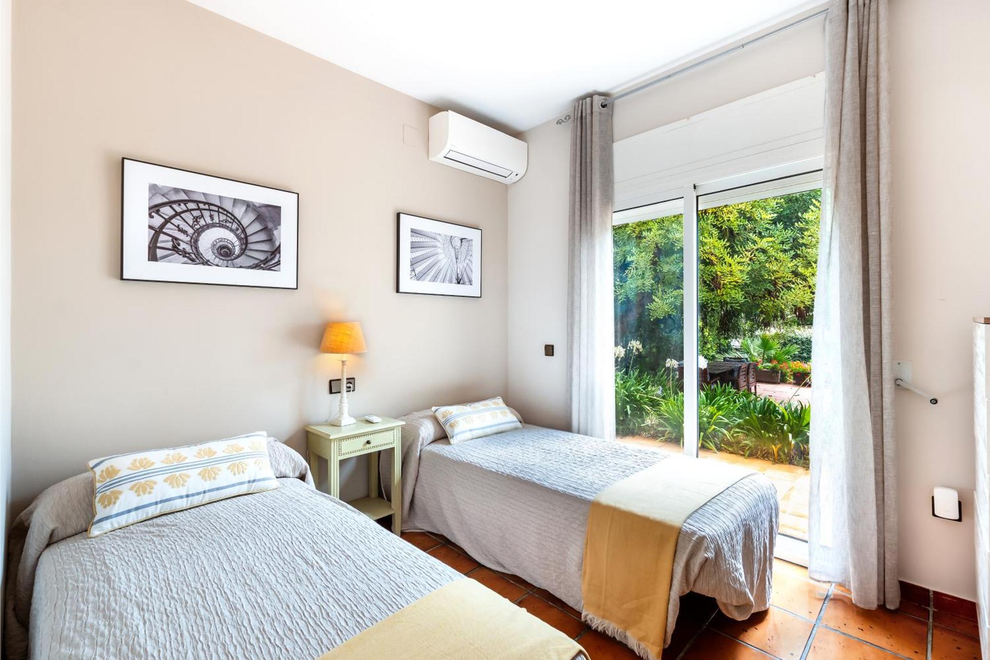 Villa Golfy 8 Golf Bonmont Terres Noves Kültér fotó